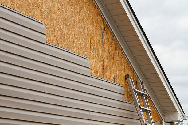 Professional Siding Contractor technician working in Franklinville, NC